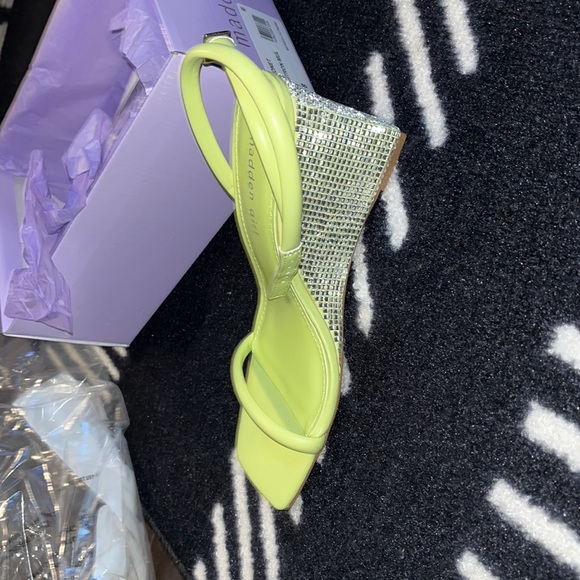 Madden Girl Wedge. Size 8, new- never worn! - Picture 5 of 7